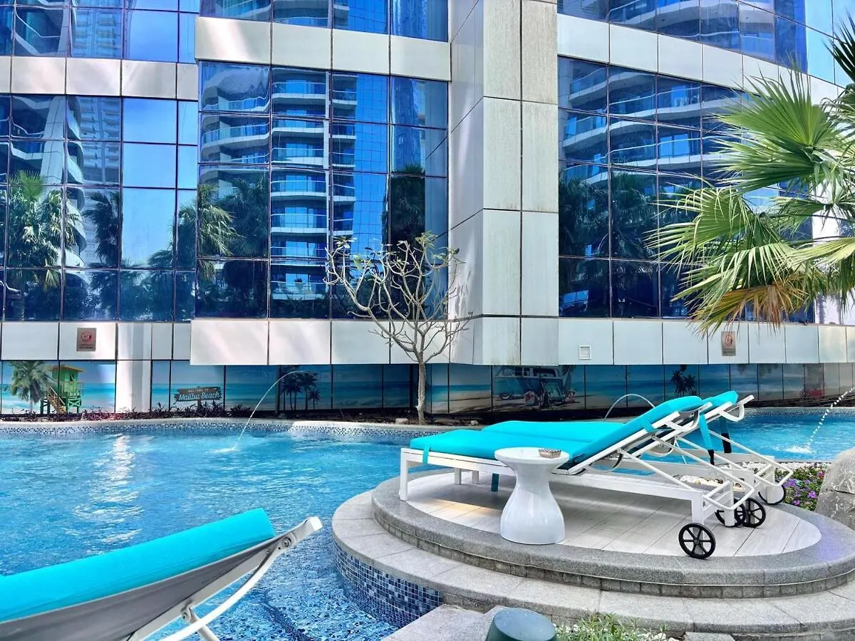 Apartment First Class 2Br Ultimate Luxury & Glam Escape Dubai