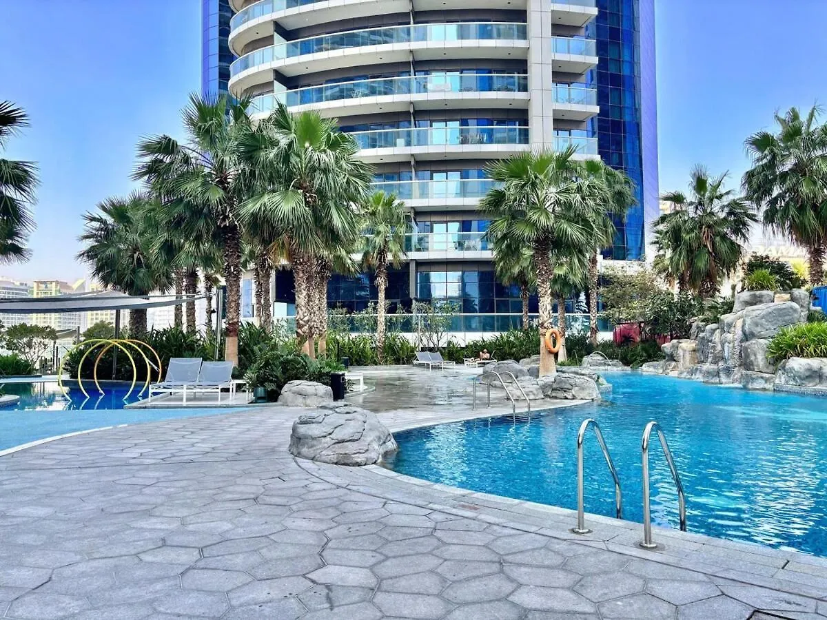 First Class 2Br Ultimate Luxury & Glam Escape Dubai Apartment